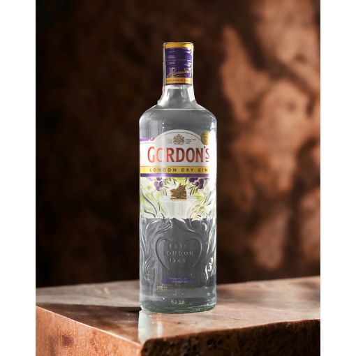 Gin Gordon's London Dry Gin 75cl - Ảnh 2