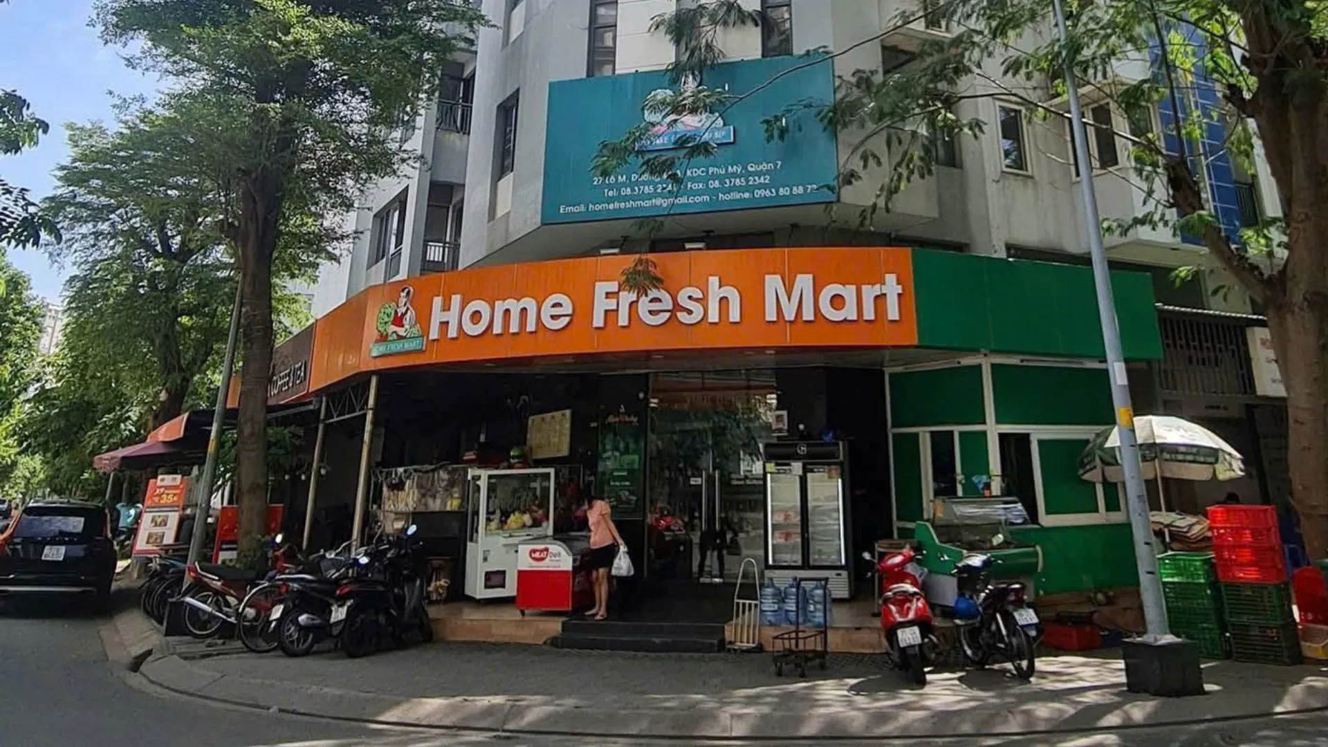 Mặt tiền siêu thị thực phẩm Home Fresh Mart tại Khu dân cư Phú Mỹ Quận 7